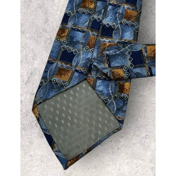 AQUASCUTUM Silk Tie CANADA Navy Blue Brown Geometric Art W:3.7" EUC - Picture 4 of 5